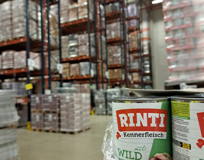 finnern TST organsiert für Finnern die Lagerung und internationale Distribution an den Fachhandel.