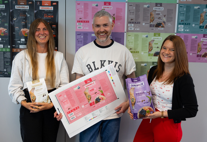 sanabelle Marketingleiter Steffen Dill mit den Kreativköpfen und Designerinnen Juliane Lehanka (links) und Carolin Prümmer (rechts). Bild: bosch