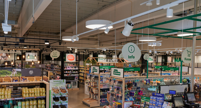 hannover1 Der Markt bietet auf rund 450 Quadratmetern ca. 10.000 Produkte an: Bild: Fressnapf