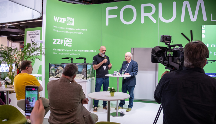 Das „Heimtier des Jahres“ steht mit Vorführungen und Interviews am ZZF-Stand im Rampenlicht. Bild: WZF/Geiger. 