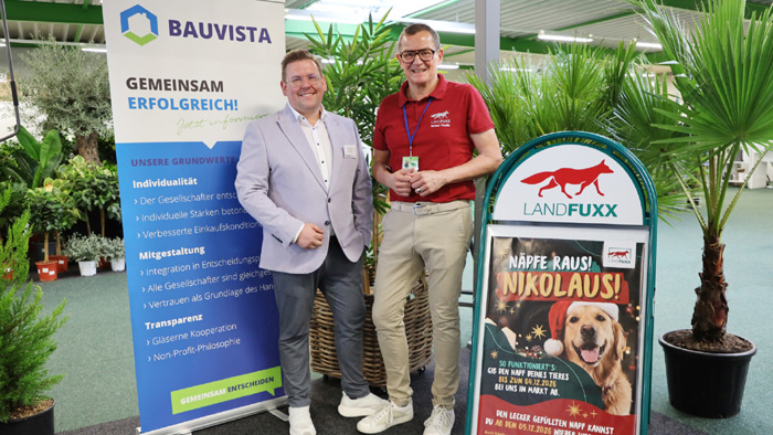 David Kennke, Leitung Einkauf Einzelhandel bei Bauvista (links), und Norbert Thebille, Landfuxx, sind mit der Premiere der TiGa Messe sehr zufrieden. Bild: Landfuxx